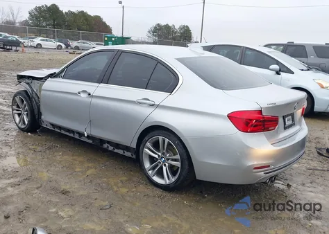 2018 BMW 330I z USA, uszkodzony, nr VIN WBA8B9G57JNU96595